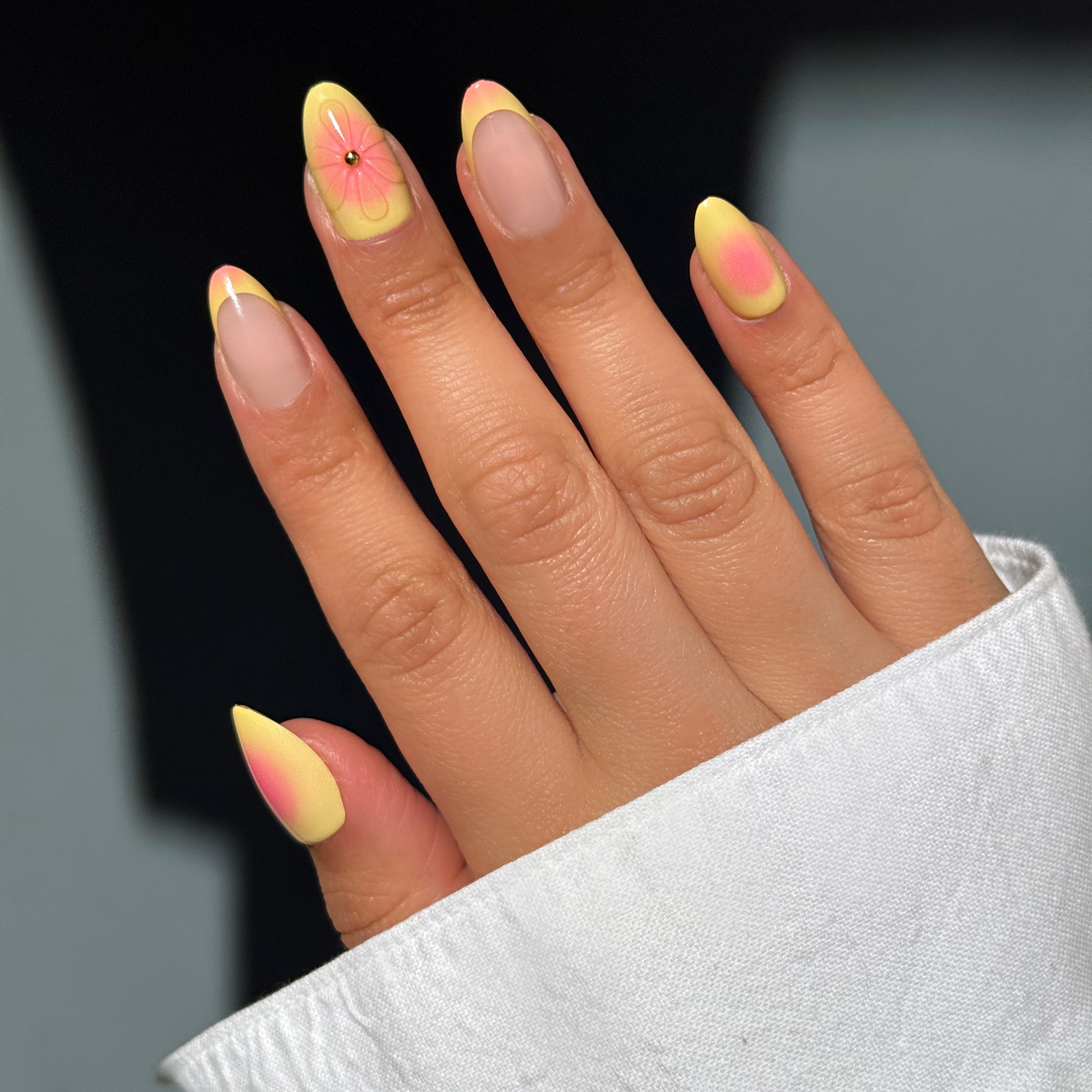 Aura Bloom Nails